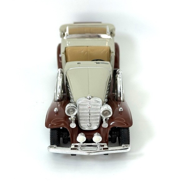 VTG Anso 1932 Cadillac Phaeton V16 Diecast Car 1:32 Beige Maroon As-Is - Picture 2 of 10
